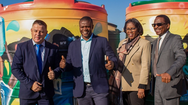 [L-R] Duane Grobler (Manager for Distribution, Client Coverage & Consumer Clients at Standard Bank), Bhongo Bavuma (Makhanda Standard Bank Branch Manager), Zanele Twala (the CEO of The Standard Bank Tutuwa Community Foundation) and Professor Sizwe Mabizela (Vice-Chancellor of Rhodes University). Photo cred: Vusumzi Fraser Tshekema. 